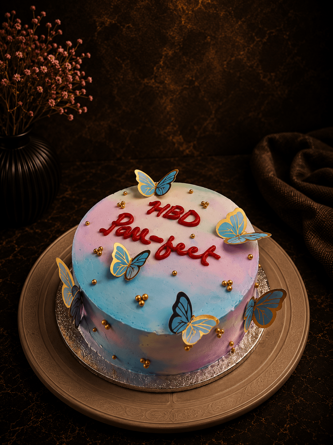 Craviology custom cake